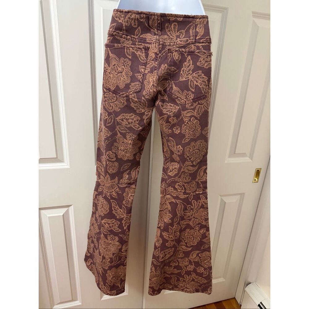 We The Free by Free People Penny Pull-on Printed flare pants - Picture 4 of 9